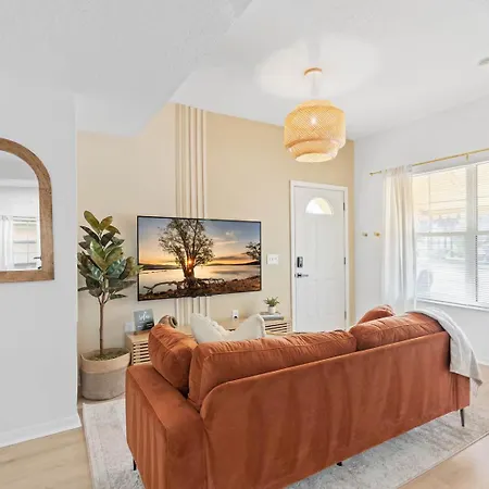 Super Boho- At Lake Toho'S Water Sleeps 6
